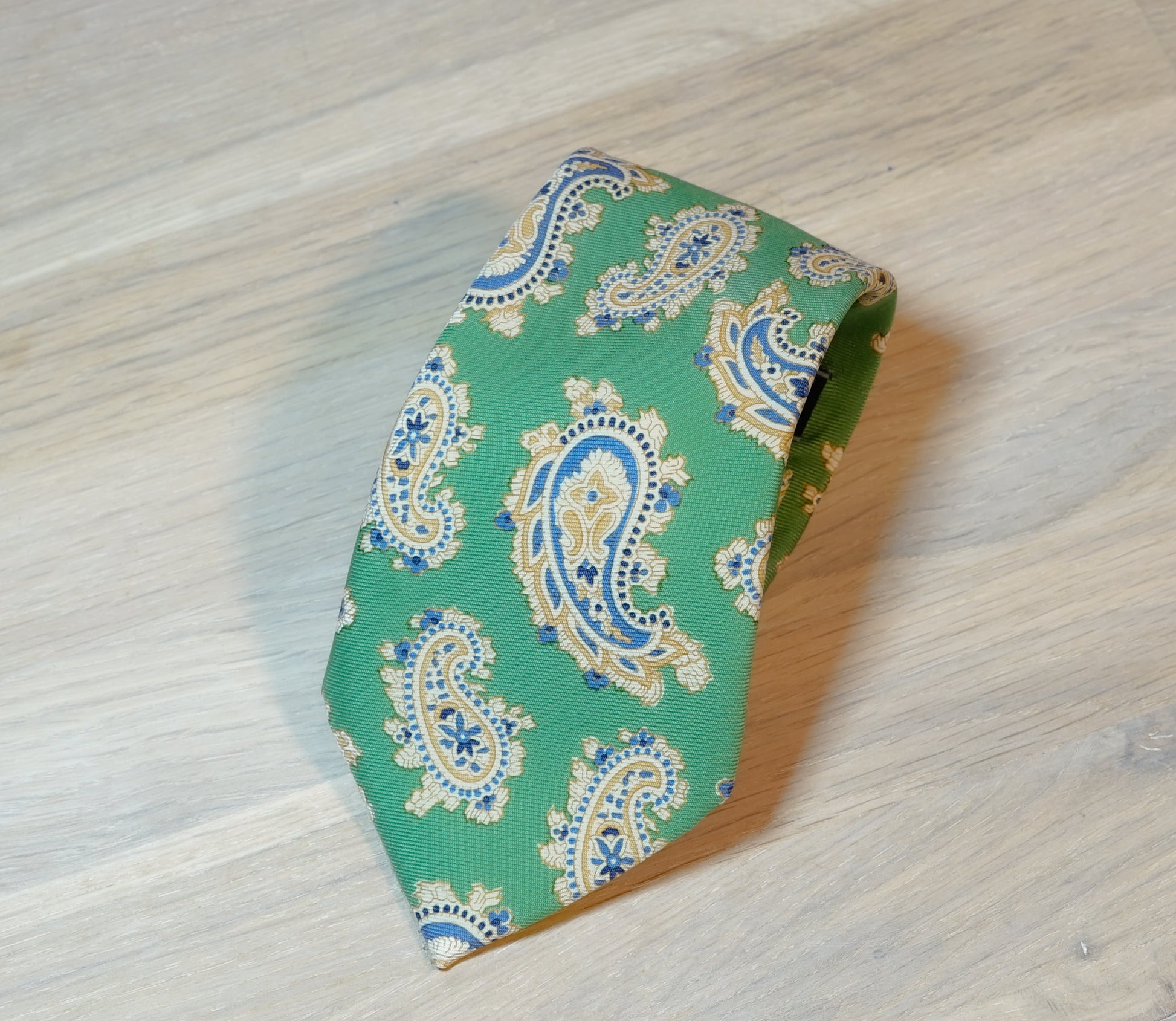 Altea-Light-green-beige-blue-paisley-silk-tie