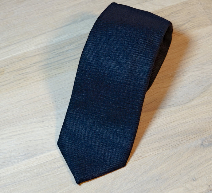 Altea-Midnight-blue-pure-cashmere-tie