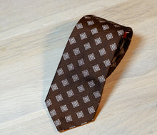 Ladda upp bild till gallerivisning, Altea-brown-blue-diamond-silk-tie
