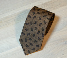 Ladda upp bild till gallerivisning, Altea-brown-blue-paisley-Wool-Cotton-Tie
