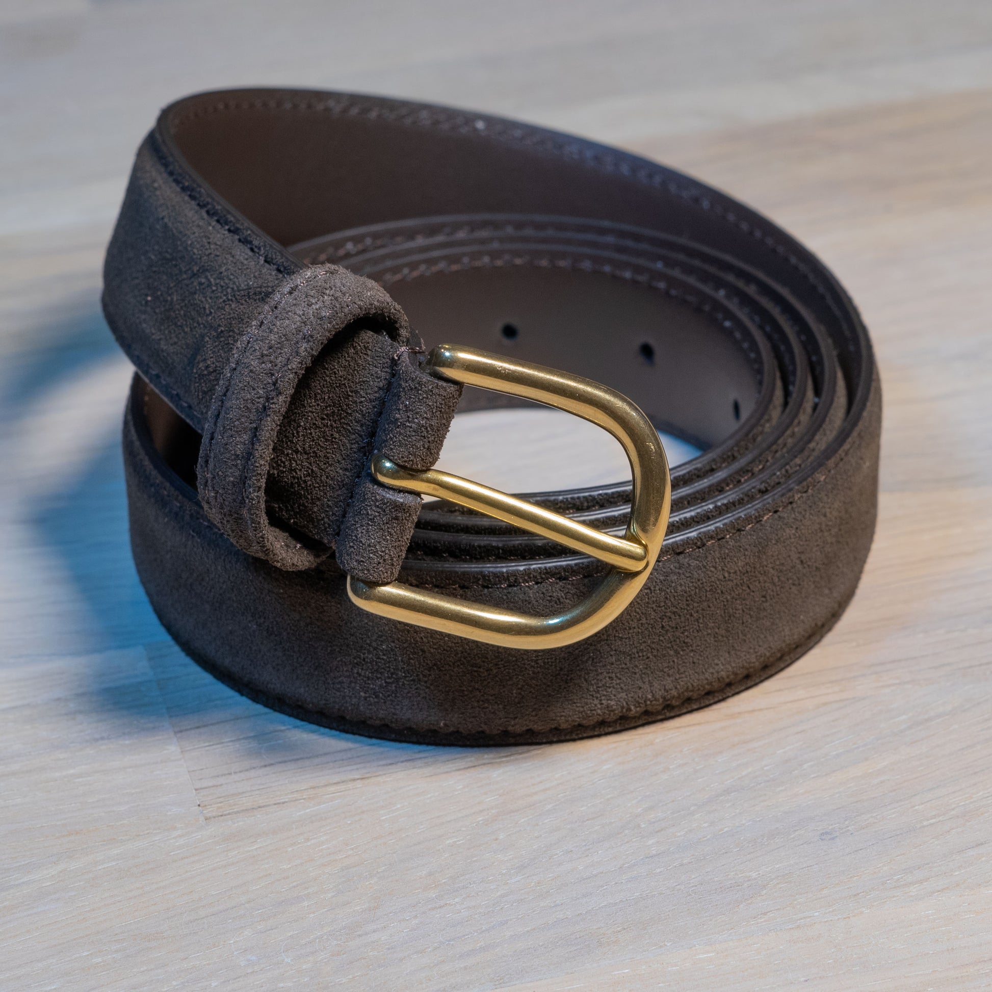 Suede belt dark brown